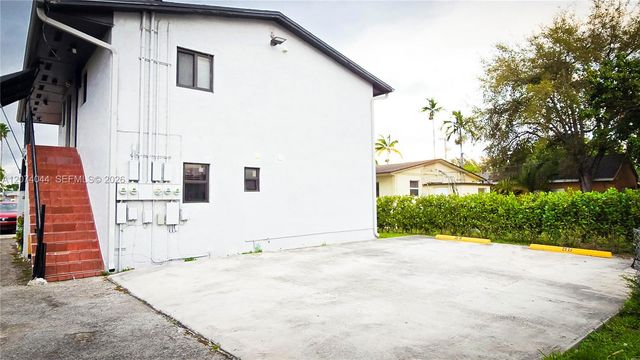 50 W 28th Street 54, Hialeah, FL 33010