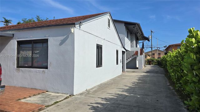 50 W 28th Street 54, Hialeah, FL 33010