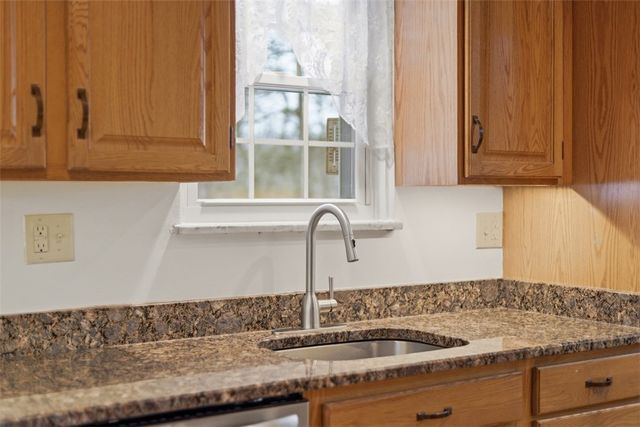 220 Cornwall Drive, O'hara, PA 15238