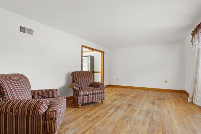 220 Cornwall Drive, O'hara, PA 15238