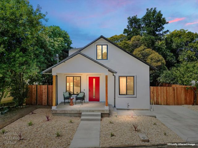 112 Donner Ave, Roseville, CA 95678