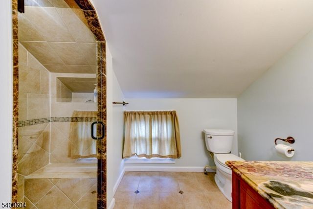 23 Amwell Rd, Millstone Boro, NJ 08844