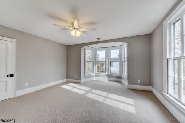 23 Amwell Rd, Millstone Boro, NJ 08844