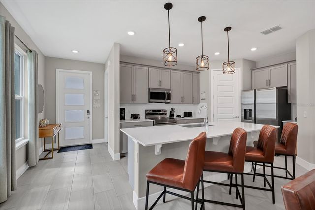 7833 SPECTRUM DRIVE, Kissimmee, FL 34747