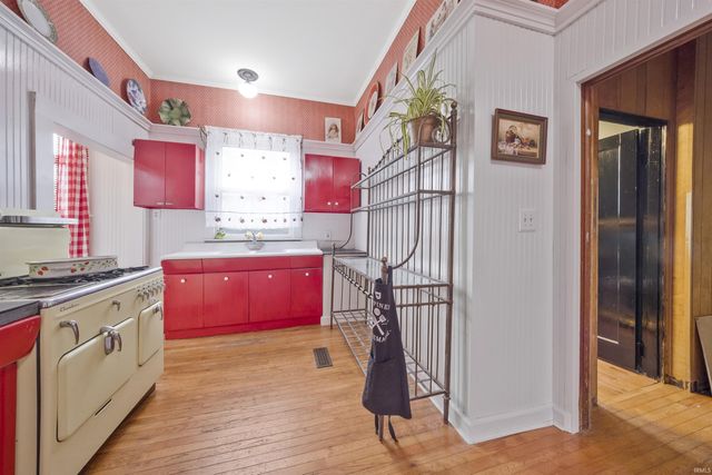 310 Washington Avenue, Evansville, IN 47713