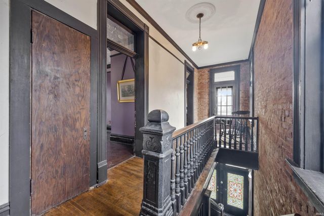 310 Washington Avenue, Evansville, IN 47713