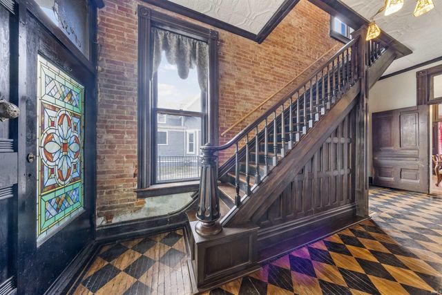 310 Washington Avenue, Evansville, IN 47713