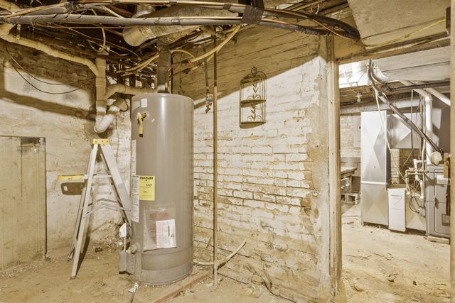 310 Washington Avenue, Evansville, IN 47713