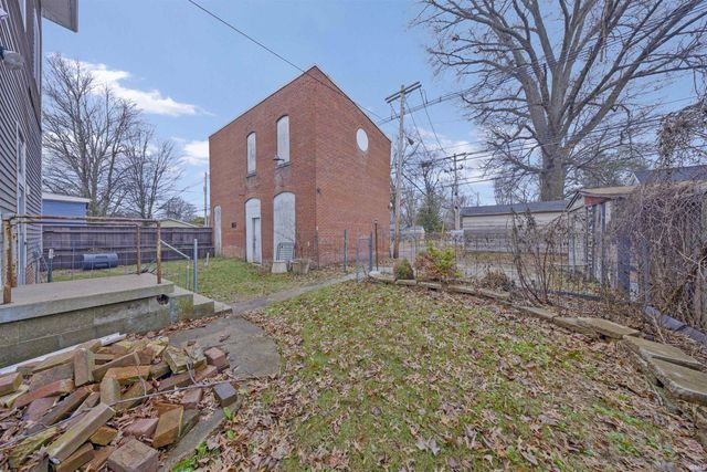 310 Washington Avenue, Evansville, IN 47713