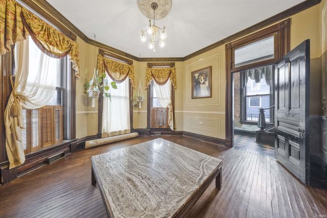 310 Washington Avenue, Evansville, IN 47713