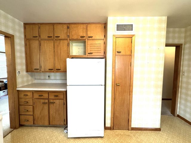 402 3rd Street NE, Fosston, MN 56542