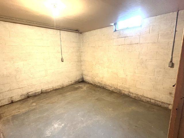 402 3rd Street NE, Fosston, MN 56542