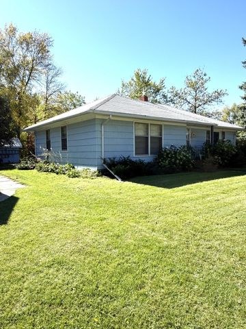 402 3rd Street NE, Fosston, MN 56542