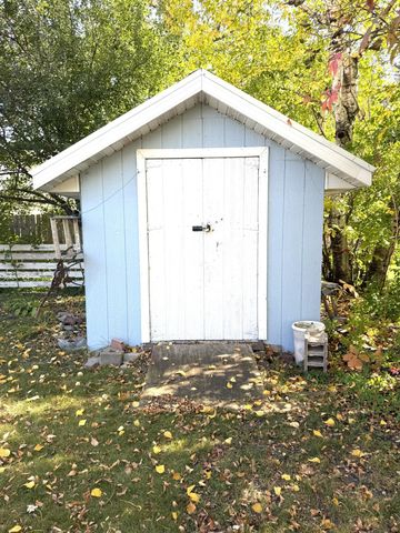 402 3rd Street NE, Fosston, MN 56542