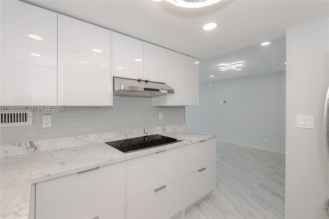 3180 S Ocean Dr 706, Hallandale Beach, FL 33009