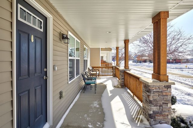 1355 SE Waddell Way, Waukee, IA 50263