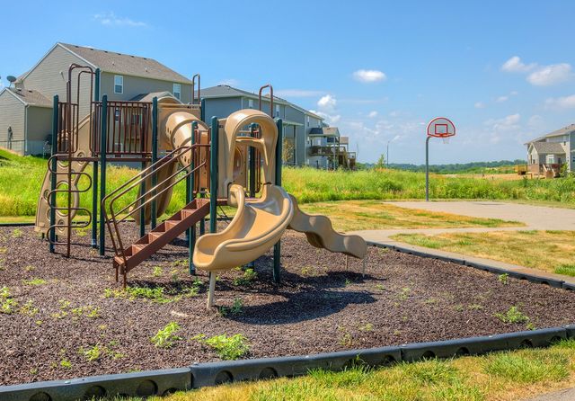 1355 SE Waddell Way, Waukee, IA 50263