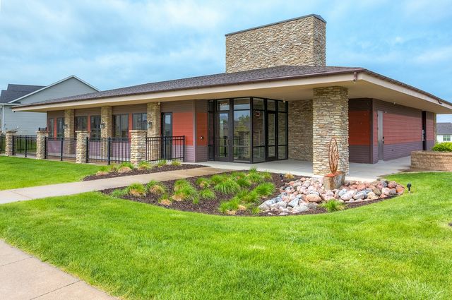 1355 SE Waddell Way, Waukee, IA 50263