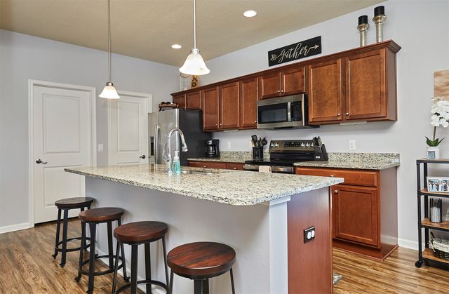 1355 SE Waddell Way, Waukee, IA 50263