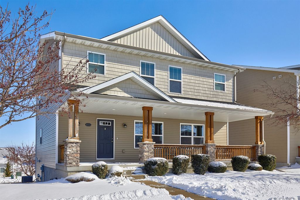 1355 SE Waddell Way, Waukee, IA 50263