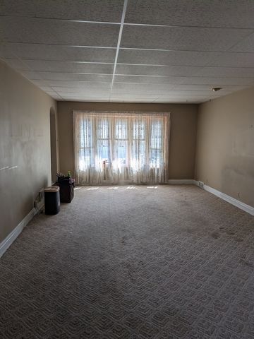 4820 N Natoma Avenue, Chicago, IL 60656