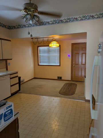 4820 N Natoma Avenue, Chicago, IL 60656
