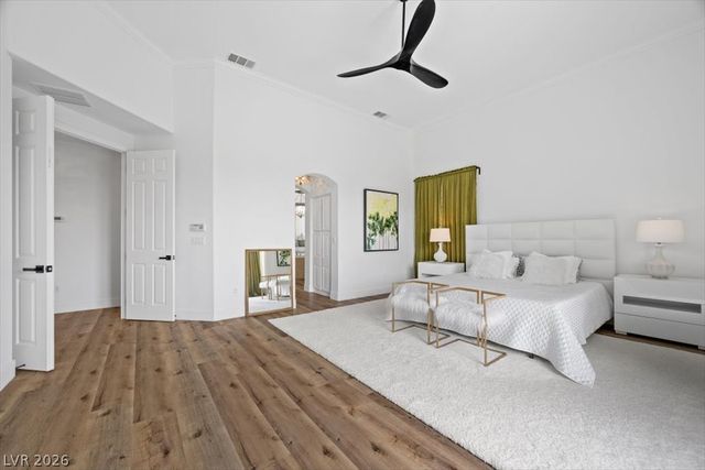 9521 Queen Charlotte Drive, Las Vegas, NV 89145