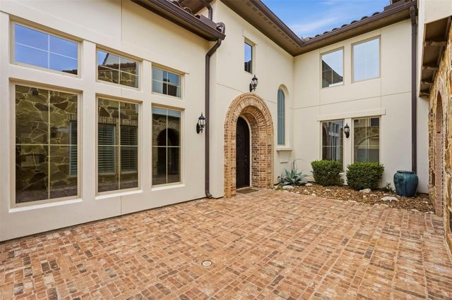 6139 Logan Creek Lane, Sugar Land, TX 77479
