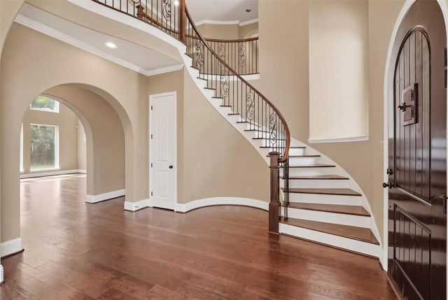 6139 Logan Creek Lane, Sugar Land, TX 77479