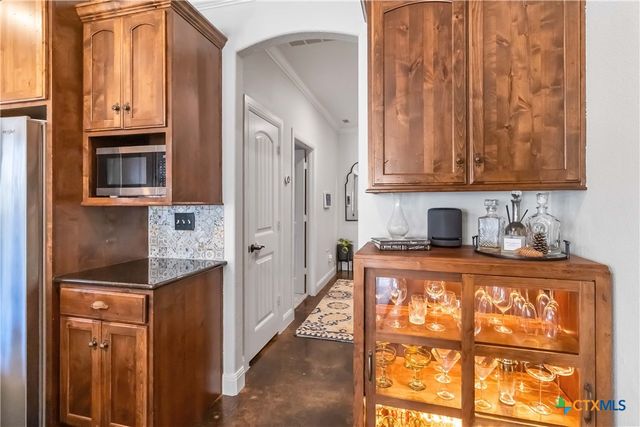 412 Elmwood Drive, New Braunfels, TX 78130