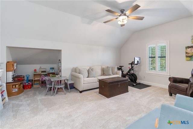 412 Elmwood Drive, New Braunfels, TX 78130