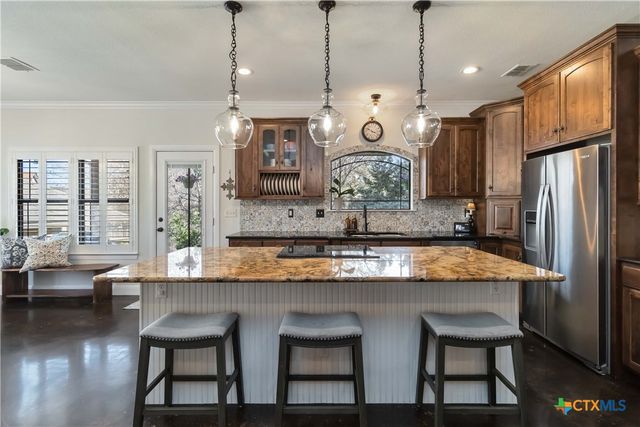 412 Elmwood Drive, New Braunfels, TX 78130