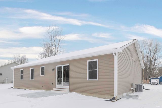 30715 Mary Don Lane, Elkhart, IN 46517