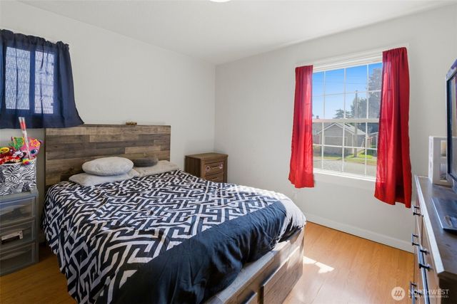 805 Roosevelt Avenue, Bremerton, WA 98337