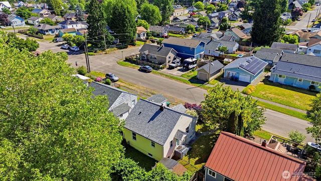 805 Roosevelt Avenue, Bremerton, WA 98337