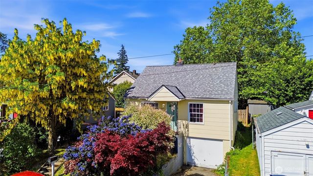 805 Roosevelt Avenue, Bremerton, WA 98337