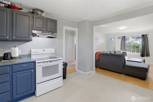 805 Roosevelt Avenue, Bremerton, WA 98337