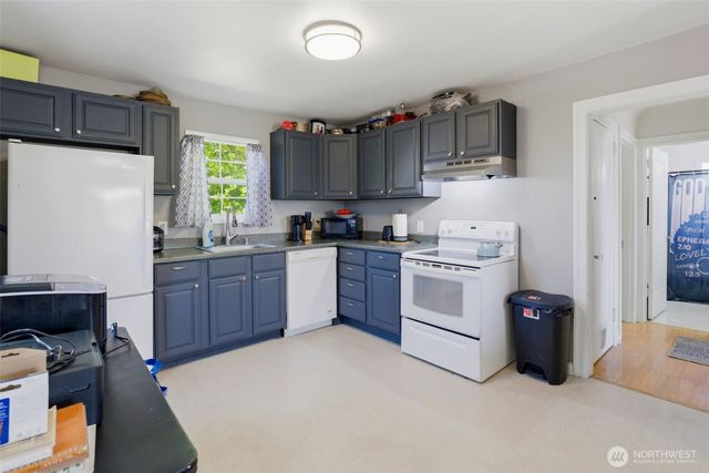 805 Roosevelt Avenue, Bremerton, WA 98337