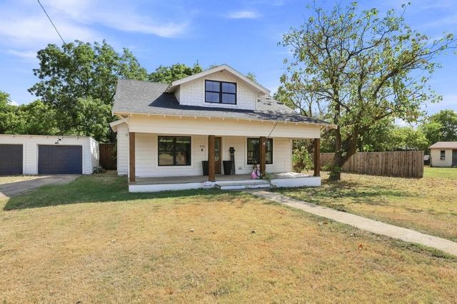 405 E College Street, Gunter, TX 75058