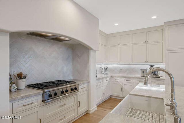 4998 Via Santana, Newbury Park, CA 91320