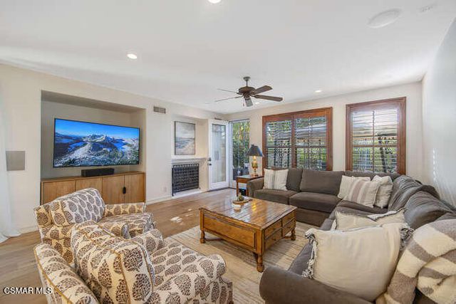 4998 Via Santana, Newbury Park, CA 91320