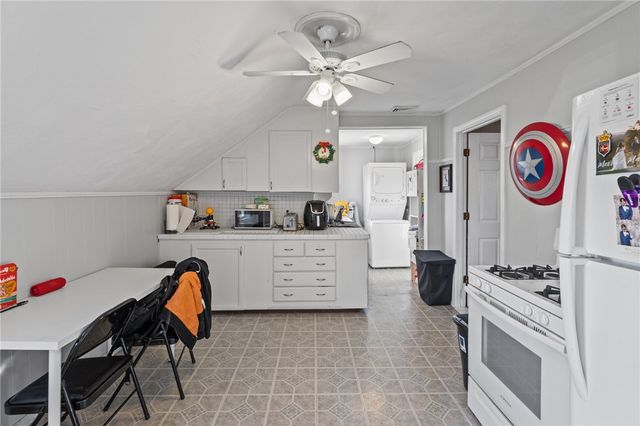 100 Lyman Avenue, North Providence, RI 02911