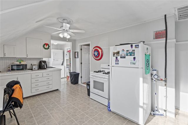 100 Lyman Avenue, North Providence, RI 02911