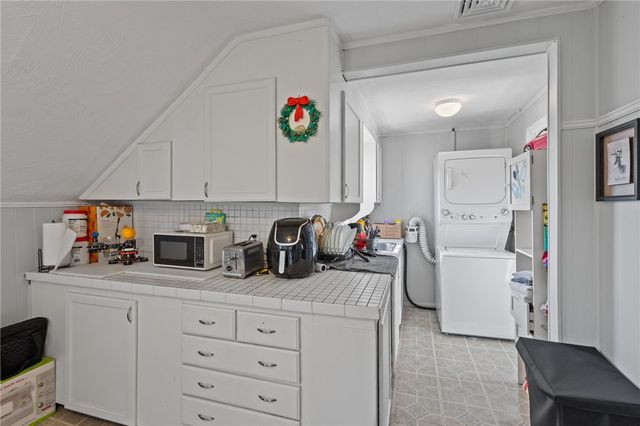 100 Lyman Avenue, North Providence, RI 02911