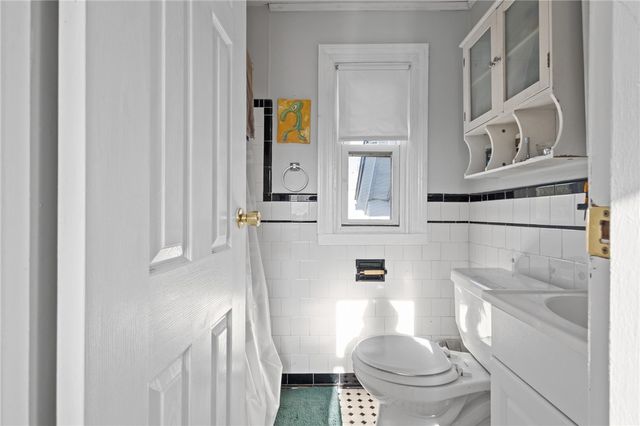 100 Lyman Avenue, North Providence, RI 02911