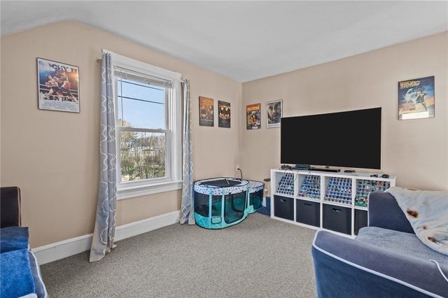 100 Lyman Avenue, North Providence, RI 02911