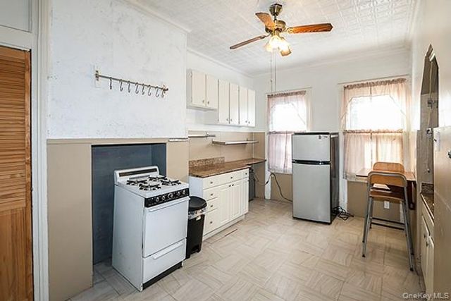 60-64 54th Place, Maspeth, NY 11378