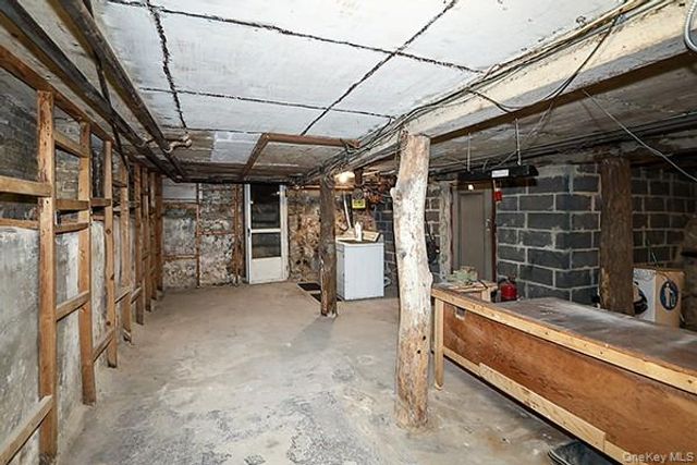 60-64 54th Place, Maspeth, NY 11378