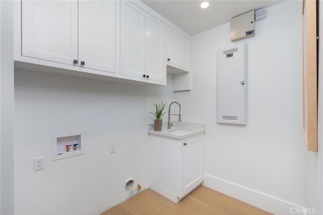 5537 Sunnyslope Avenue, Sherman Oaks, CA 91401