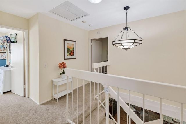 5467 Oakleaf Point, San Diego, CA 92124